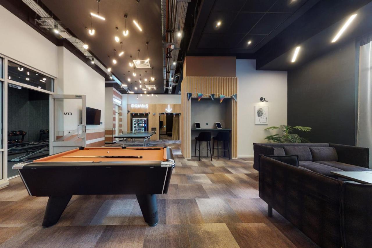 Private Bedrooms With Shared Kitchen And Living Area At Canvas Point In Apartment *